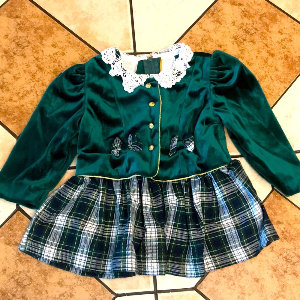 Little bitty green plaid baby dress 12 months holidays spring photos cute